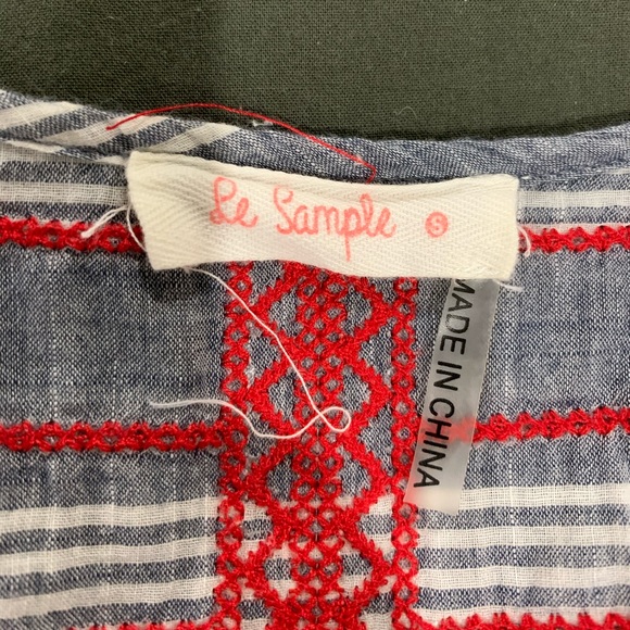 Le Sample Embroidered Tank - Picture 3 of 3